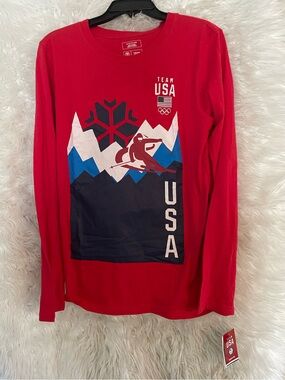 Team USA Olympics NWT Youth Unisex “USA Traverse” Red Long Sleeve T-shirt. XL